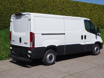 Imagen de IVECO Daily Furgón 35S14 V 3520L H2 12.0 136