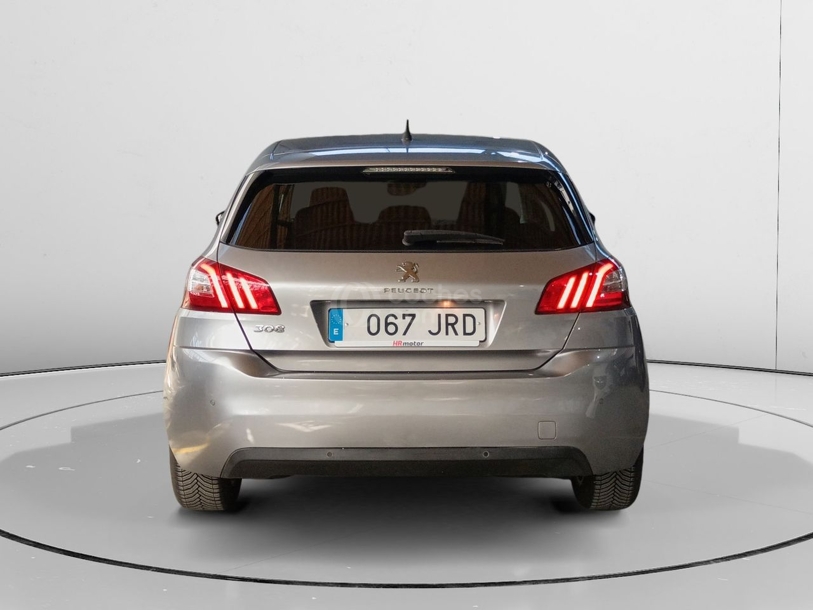 Foto del PEUGEOT 308 1.2 PureTech S&S Style 110