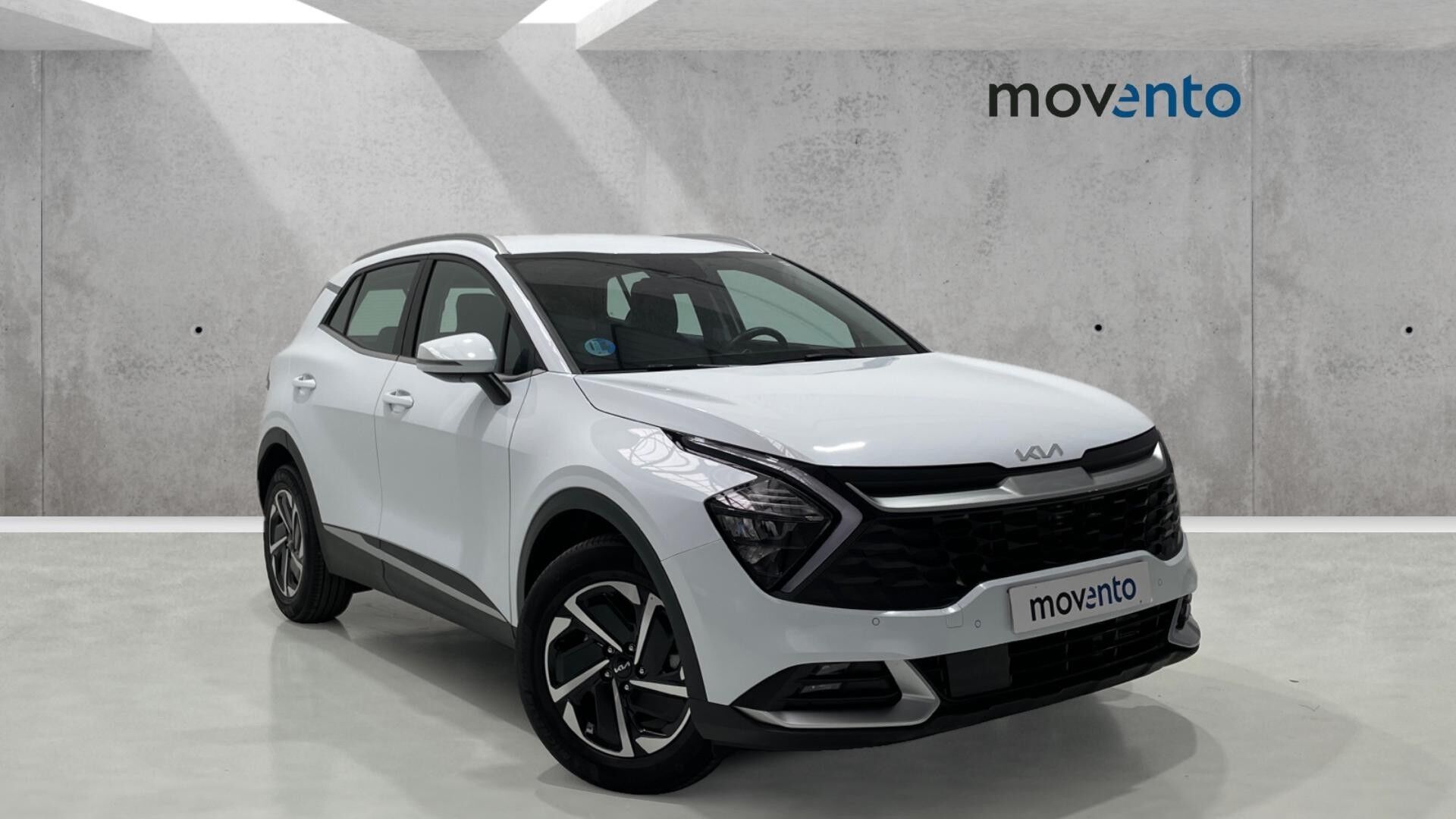 KIA Sportage (1.6 T-GDi HEV Drive 4x2 158 kW (215 CV)) en Barcelona