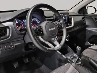 Imagen de KIA Stonic 1.0 T-GDi MHEV Concept 100