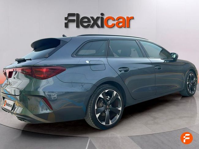 Foto del CUPRA León 1.5 ETSI DSG 110Kw