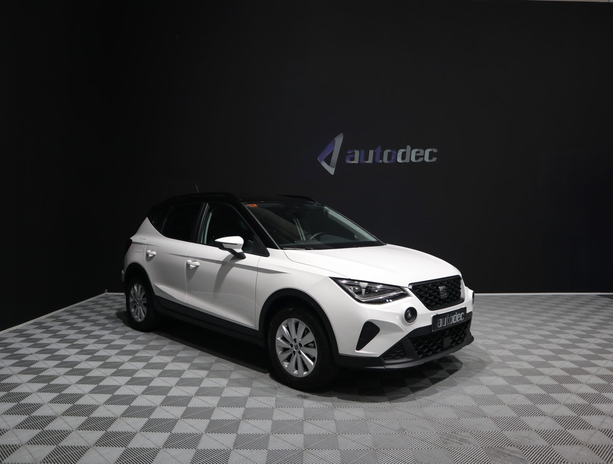 SEAT Arona (1.0 TSI Ecomotive S&S Style 110) en Valencia