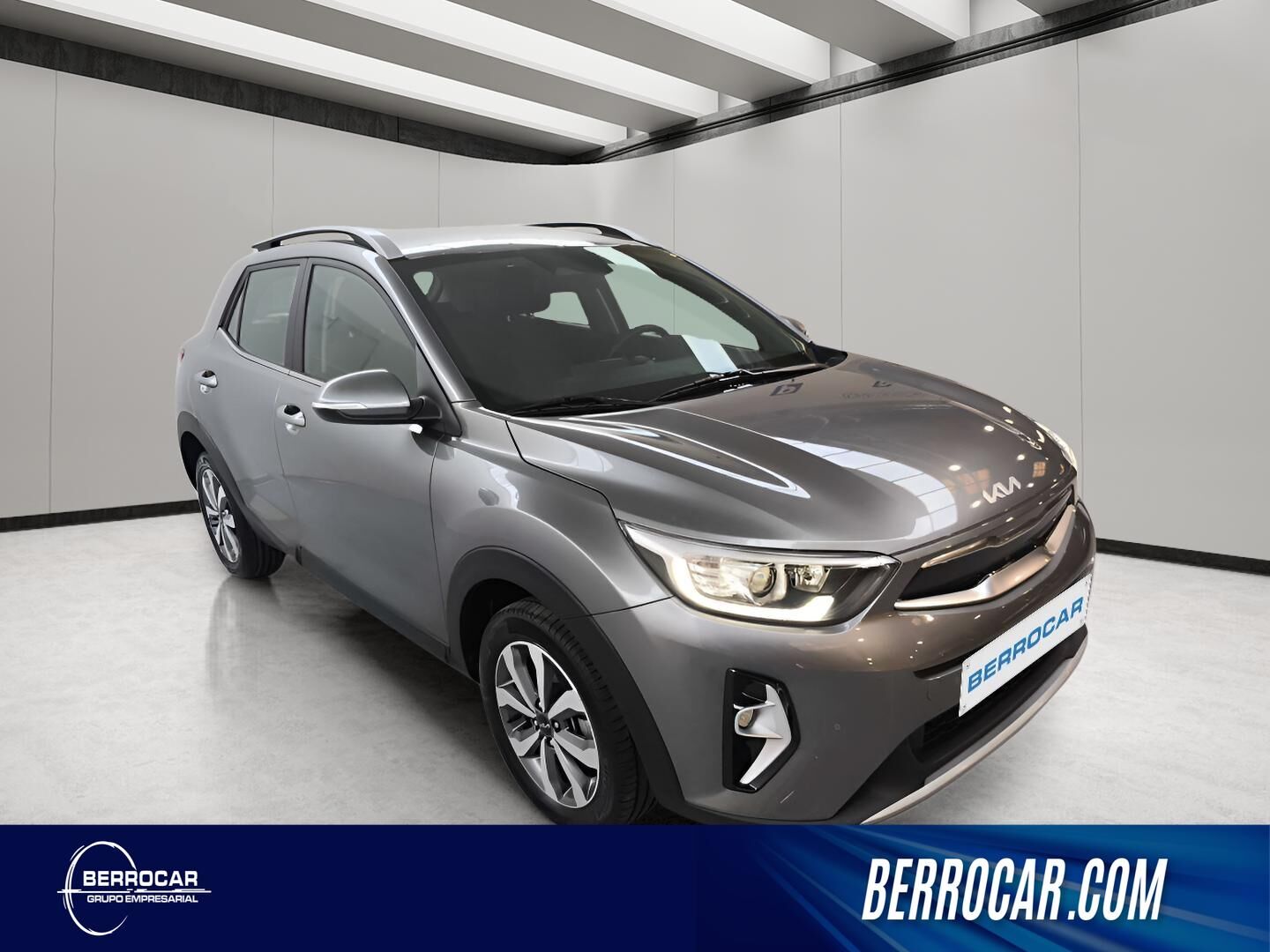 KIA Stonic (1.0 T-GDi MHEV Drive 74 kW (100 CV)) en Sevilla