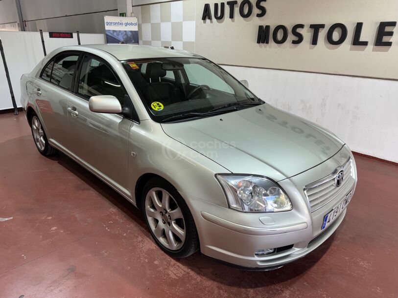 Foto del TOYOTA Avensis 2.4 VVT-i Executive Aut.