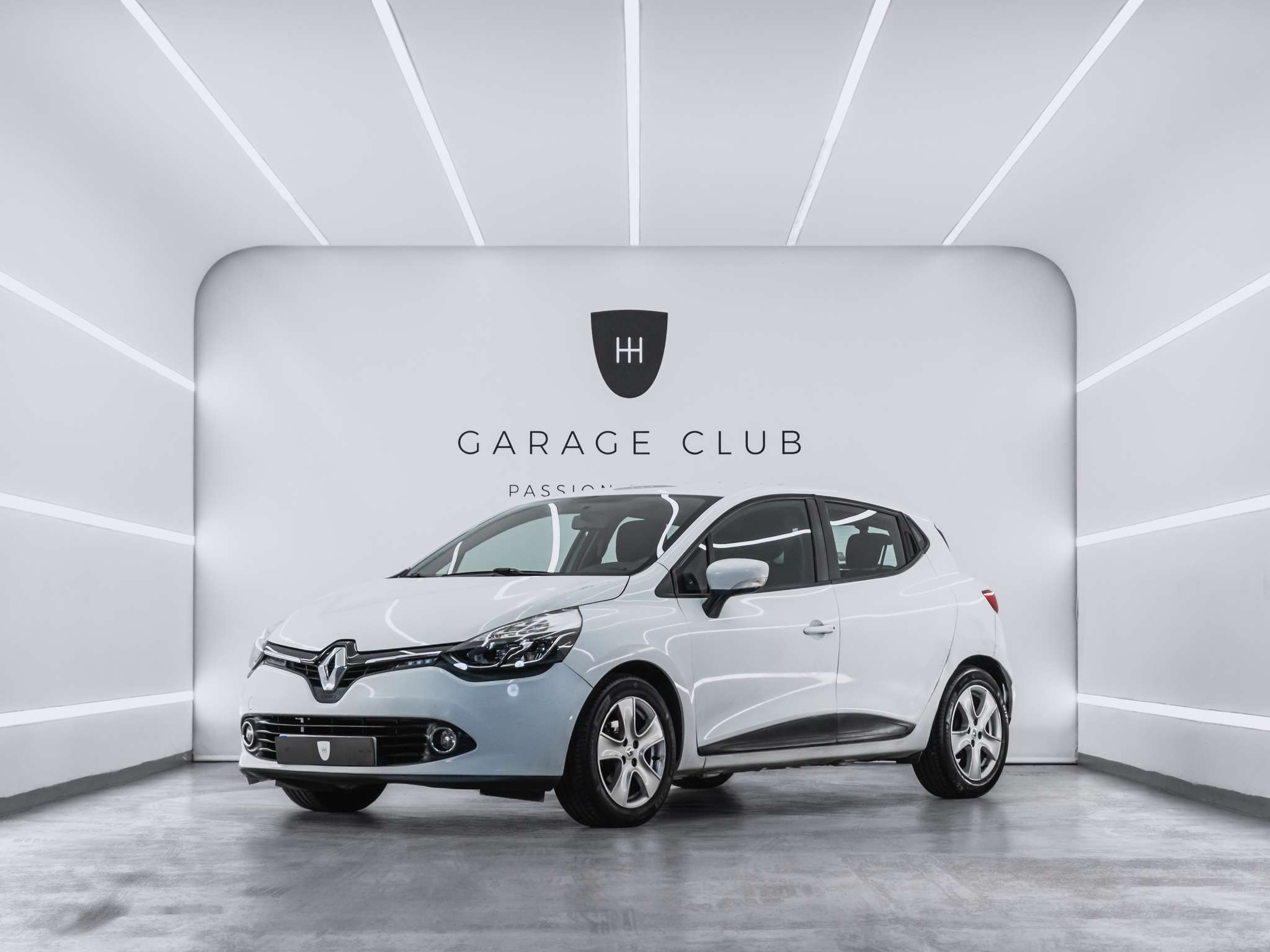 RENAULT Clio (Clio 1.2 Limited) en Barcelona