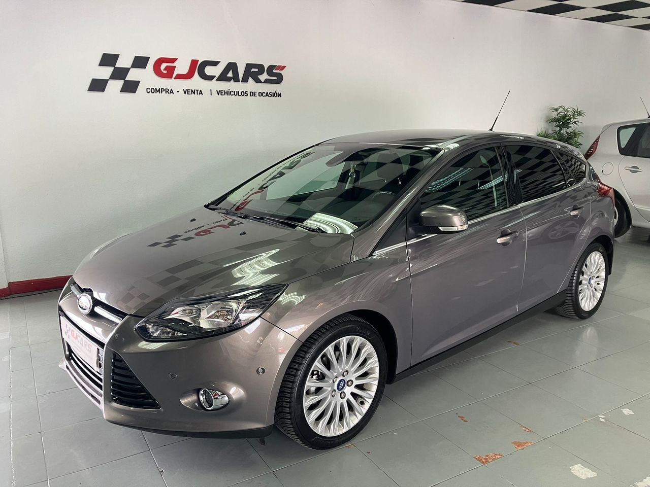 FORD Focus (1.6 TDCi 115cv Titanium) en Asturias