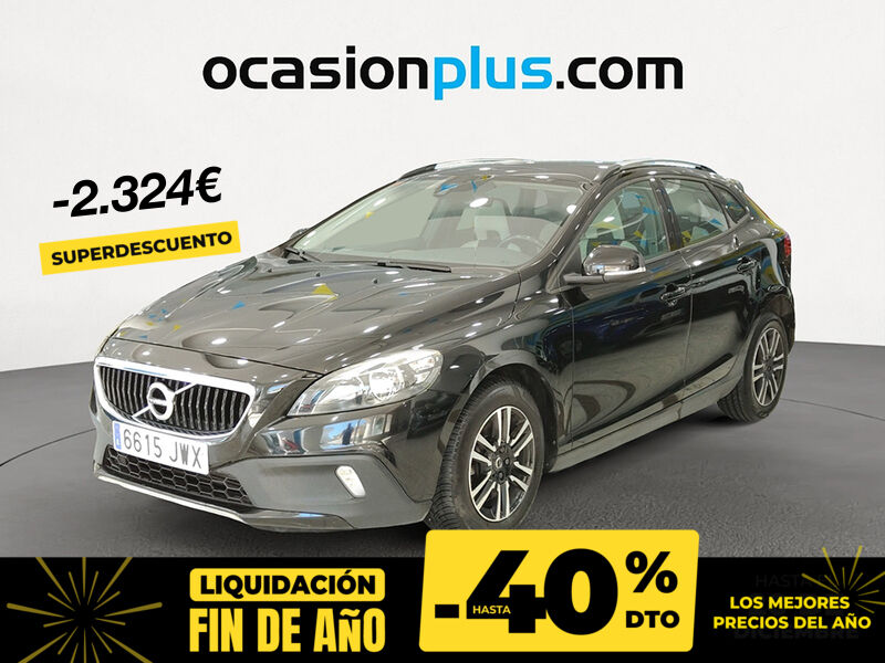 VOLVO V40 Cross Country (D3 Momentum 110 kW (150 CV)) en Madrid