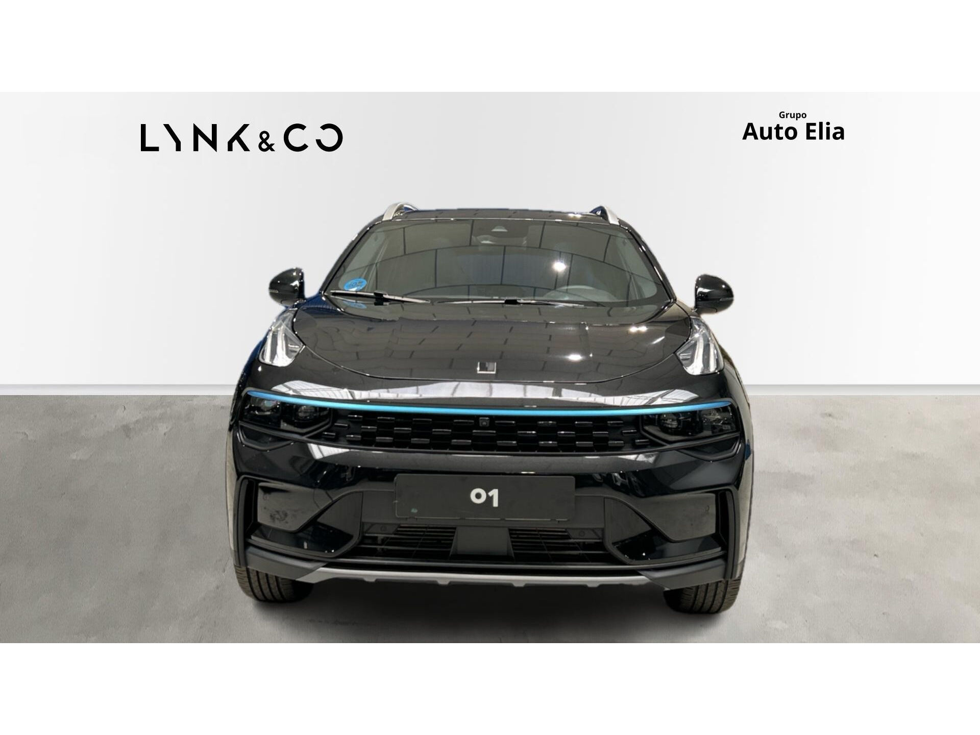 Imagen 3 de LYNK & CO 01