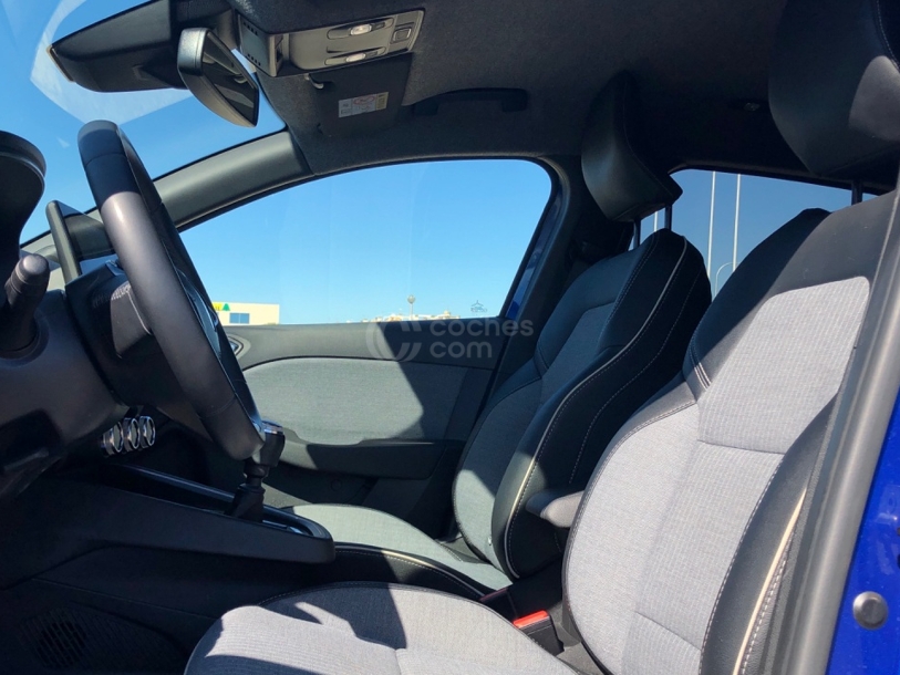 Foto del RENAULT Clio TCe GLP Techno 74kW