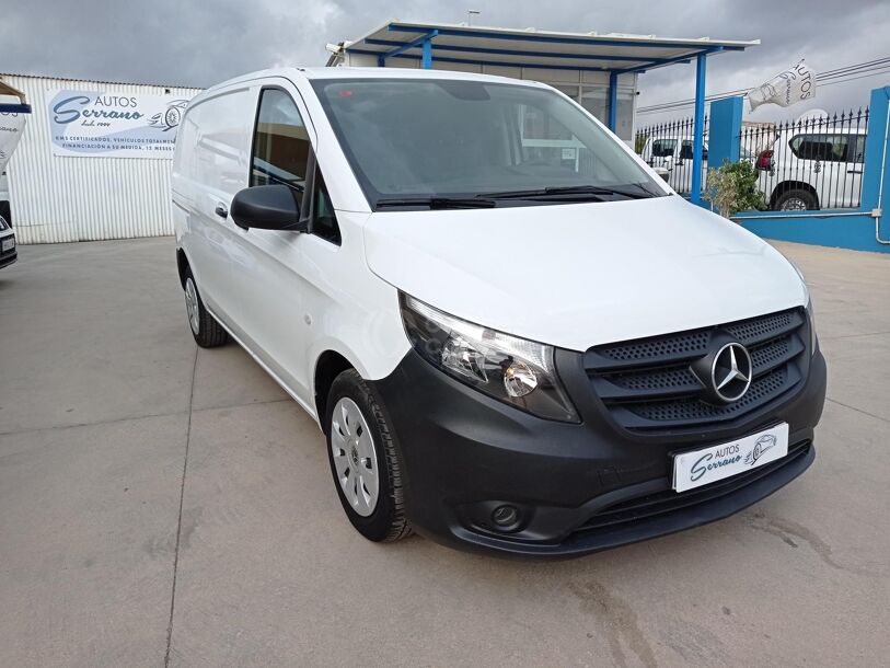 Foto del MERCEDES Vito Furgón 110CDI tD Base Compacta