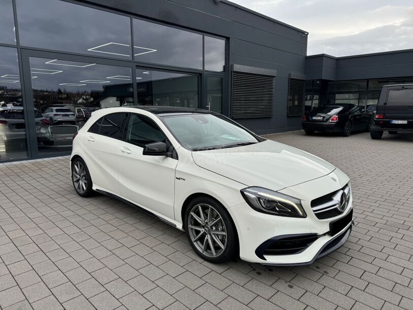 Foto del MERCEDES Clase A A 45 AMG 4Matic 7G-DCT