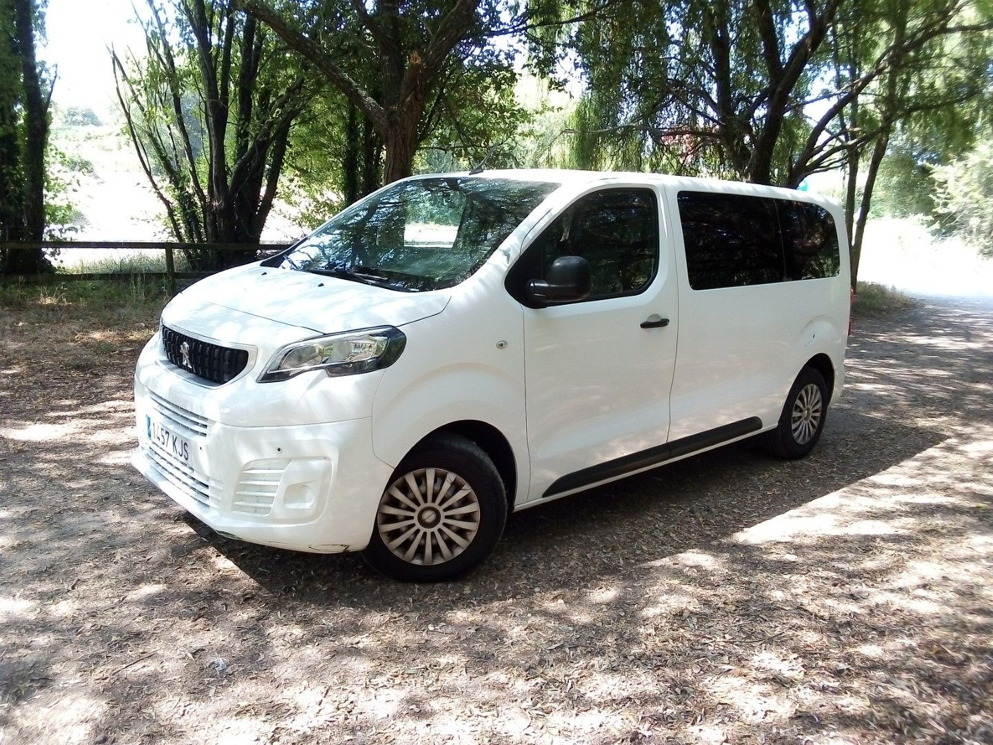 Foto del PEUGEOT Expert Combi Standard 1.6BlueHDi 95