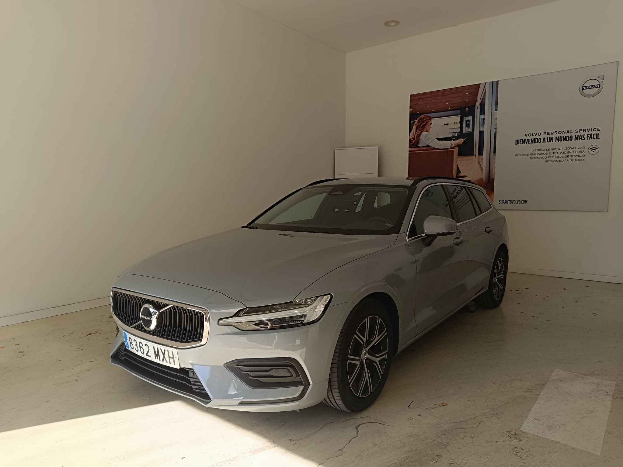 VOLVO V60 (2.0 B4 D CORE AUTO 197 5P) en Cádiz