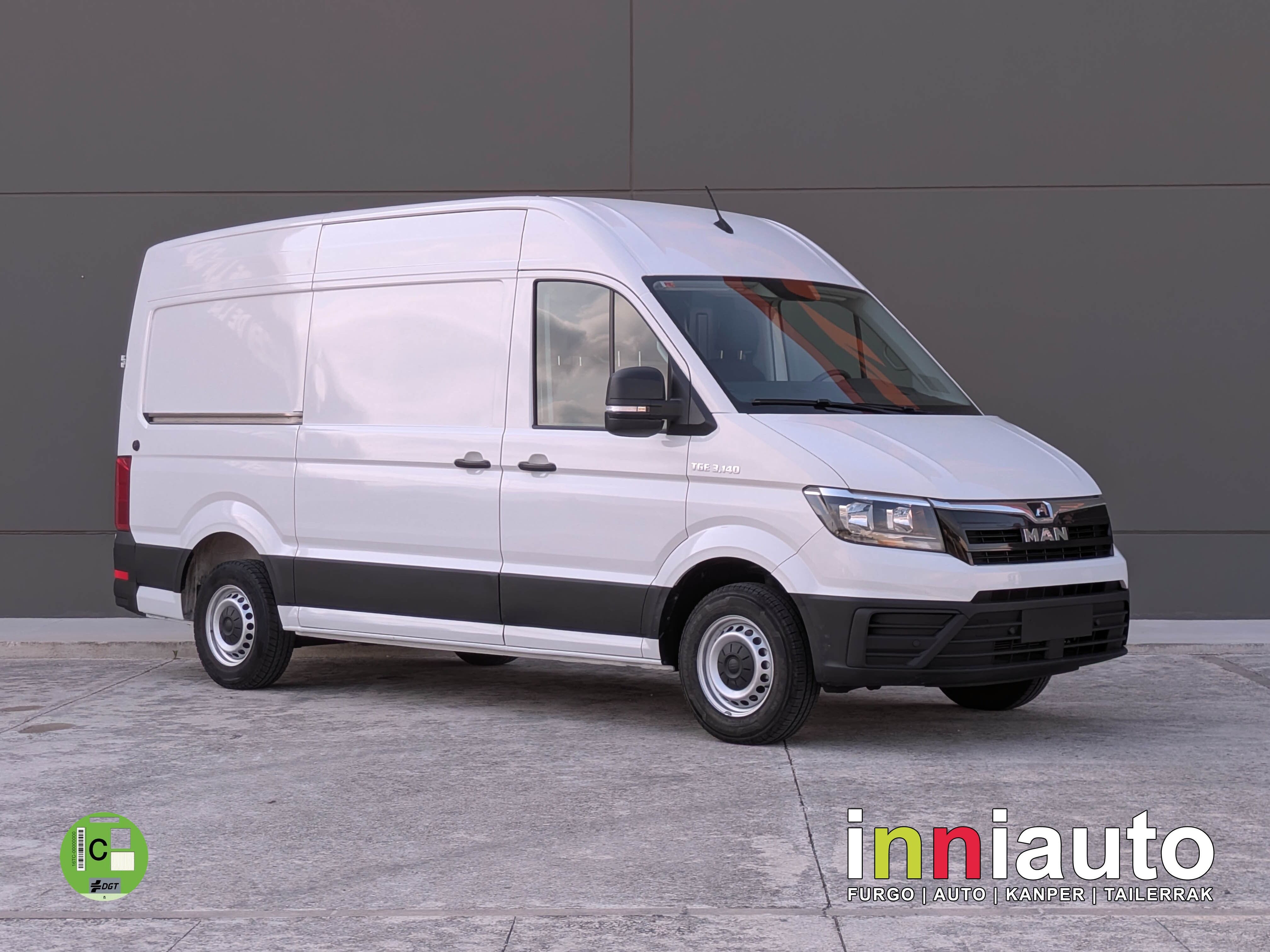 MAN TGE (3140 L3H2 FG35 AUTO 2.0TDi 140cv + APERTURA DE PUERTAS 270º) en Na