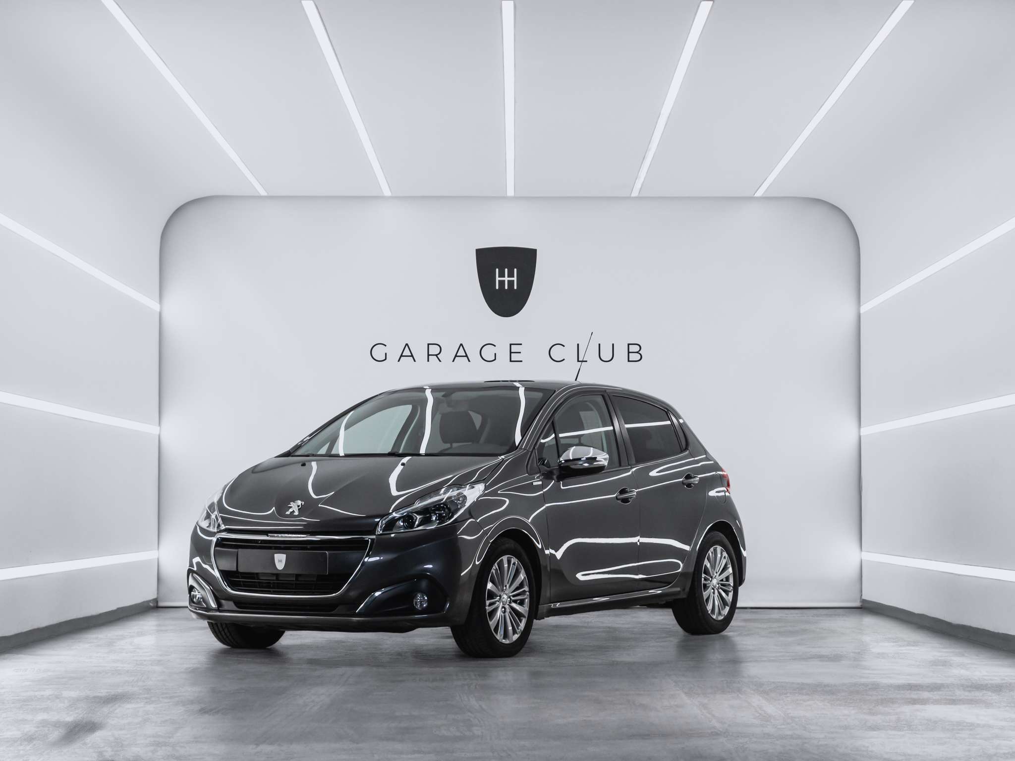 PEUGEOT 208 (208 1.6 BlueHDi 100 FAP Style (EU6)) en Barcelona