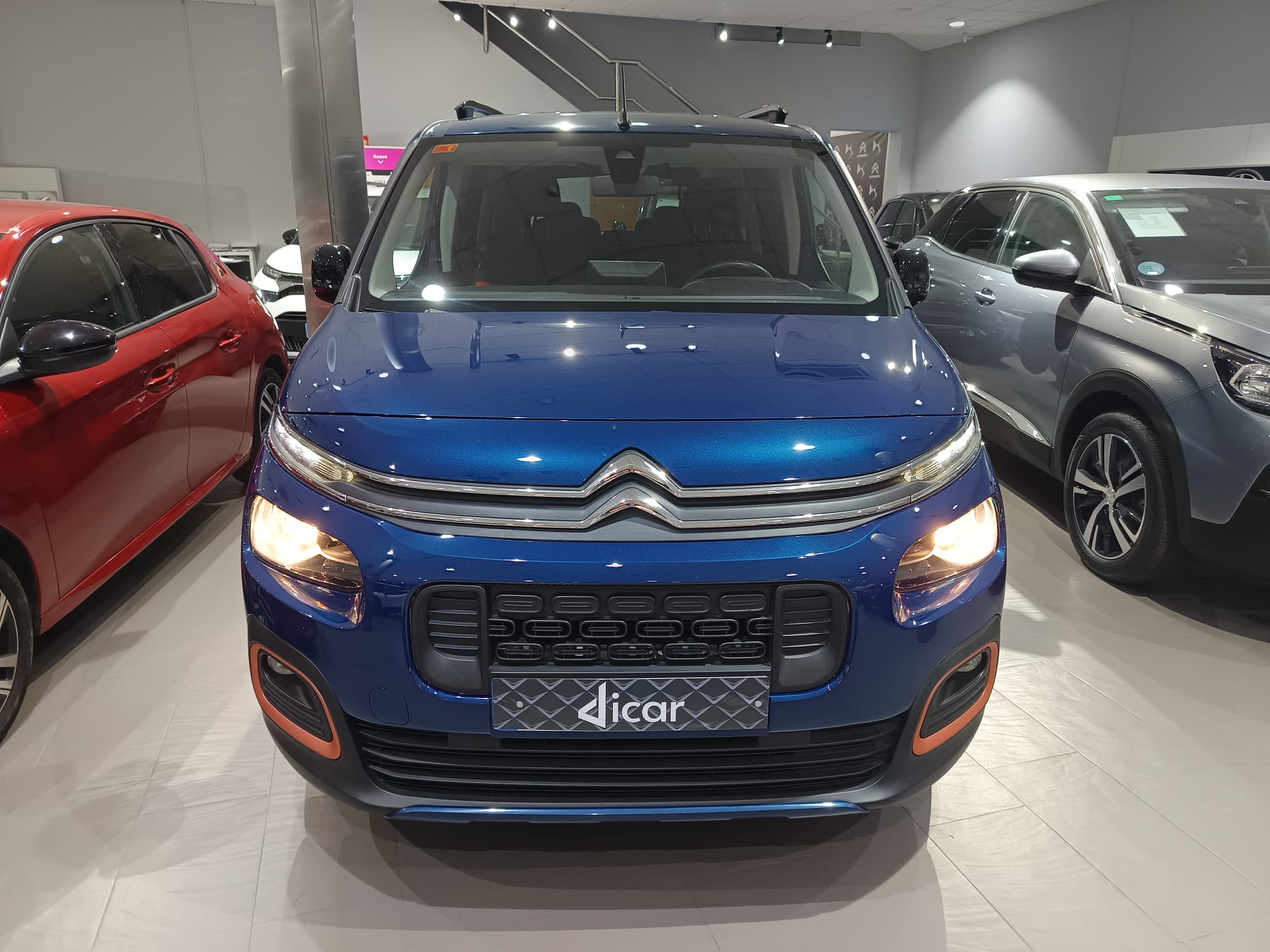 CITROEN Berlingo (BlueHDi S&S Talla XL Shine 130) en Sevilla