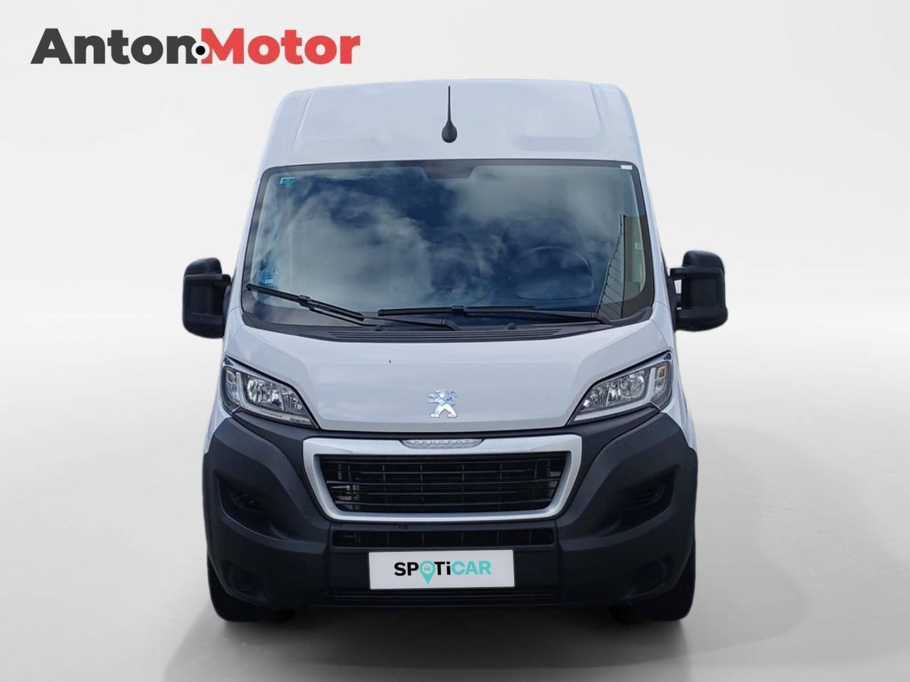 Foto del PEUGEOT Boxer Furgón 2.2BlueHDI 335 L2H2 S&S 140