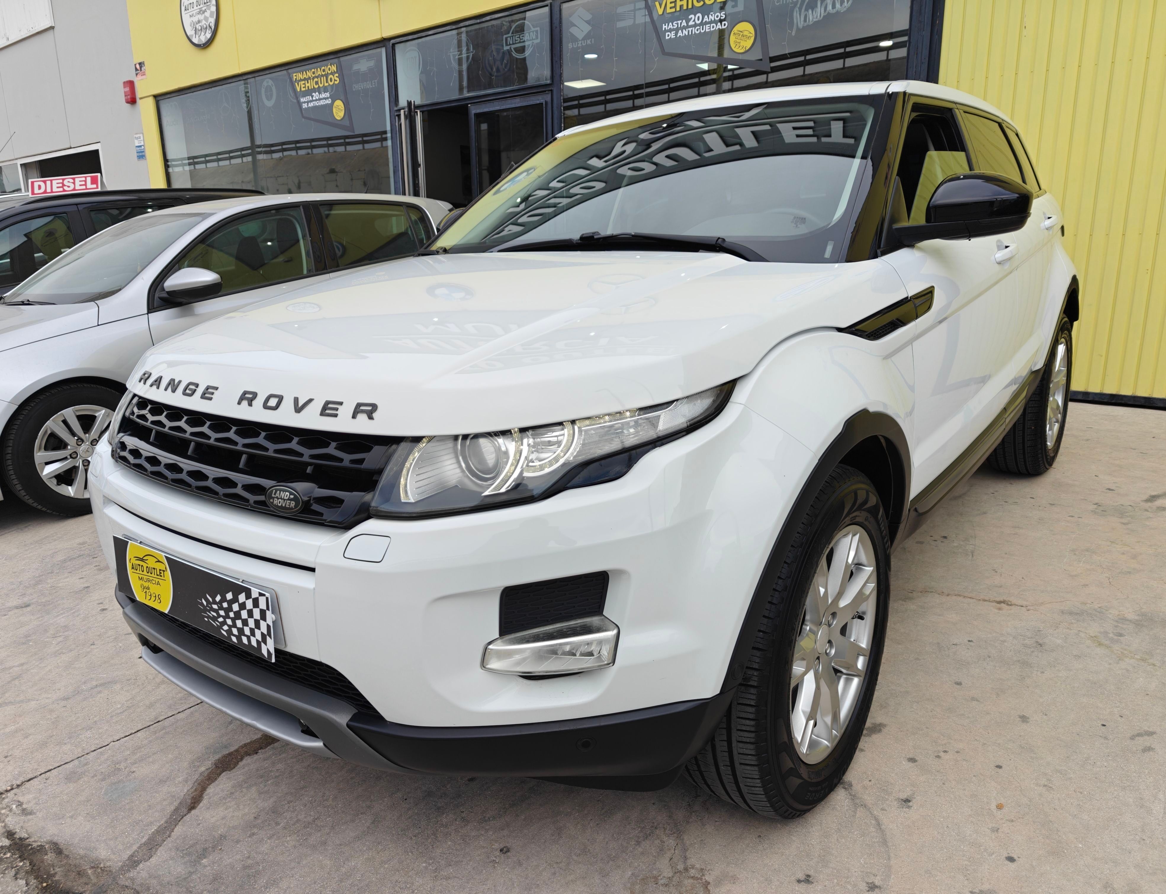 Foto del LAND ROVER Range Rover Evoque 2.2L TD4 Dynamic 4x4