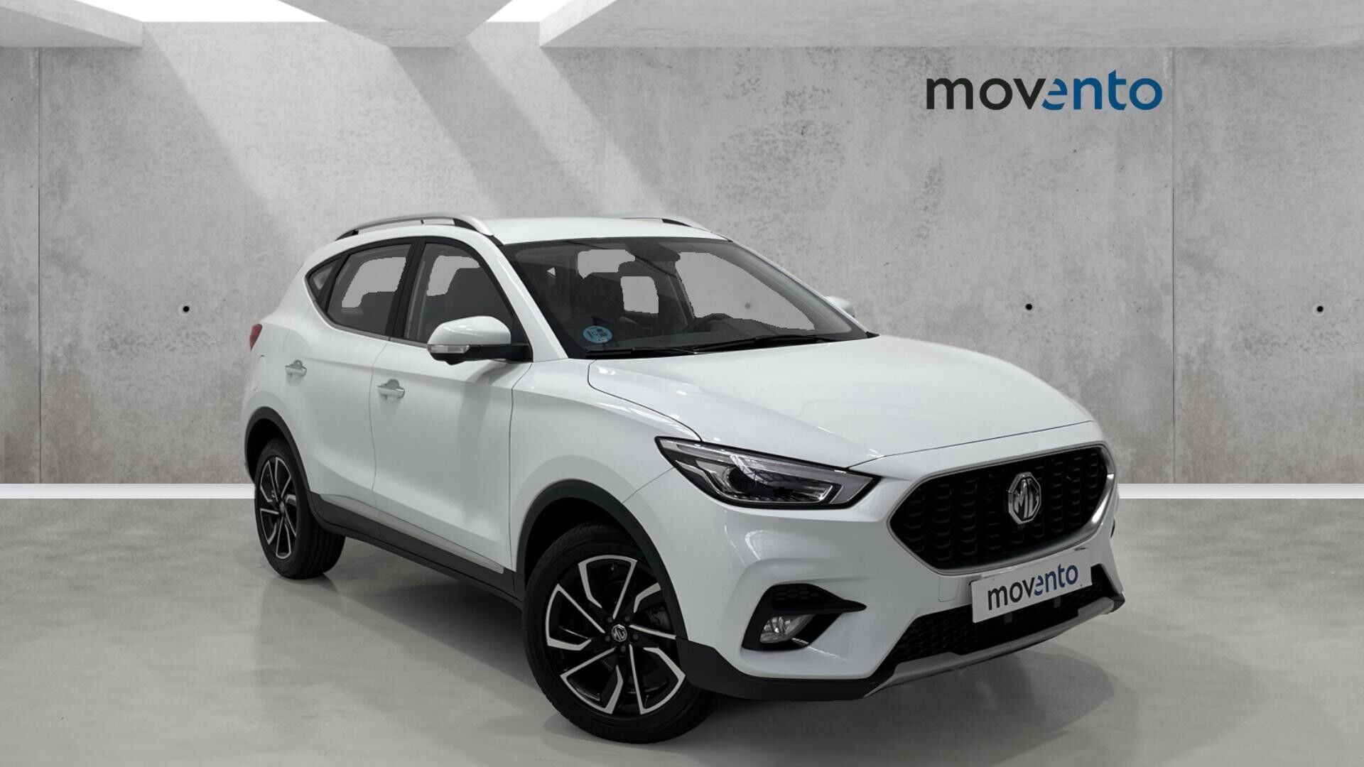 MG ZS (1.5 Luxury 78 kW (106 CV)) en Barcelona