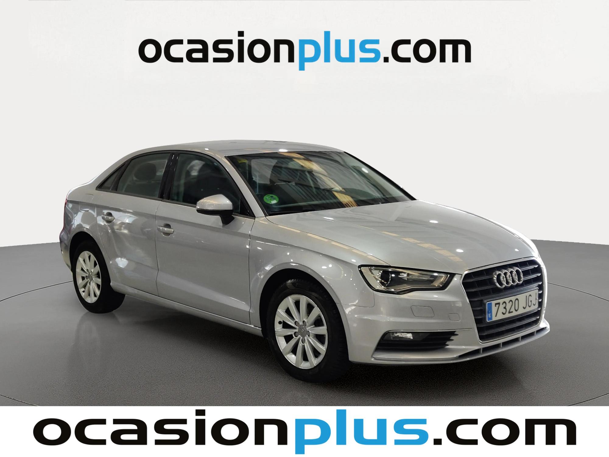 Foto del AUDI A3 Sedán 1.6TDI CD Attracted 110