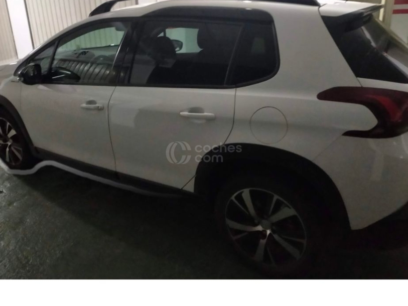 Foto del PEUGEOT 2008 1.2 PureTech S&S GT Line 110