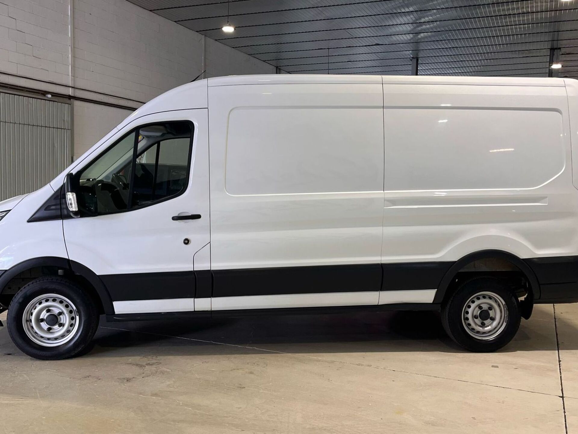 Imagen 3 de FORD Transit