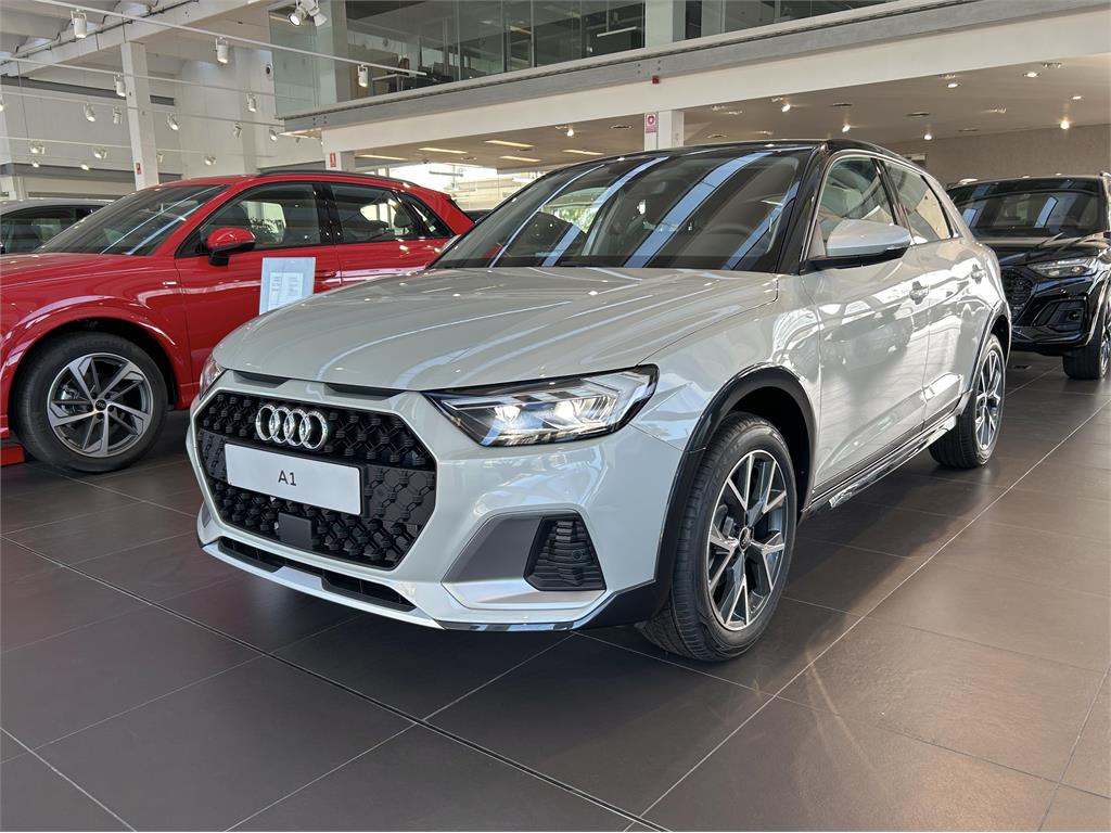 AUDI A1 (allstreet Adrenalin 30 TFSI 85kW S tron) en Barcelona