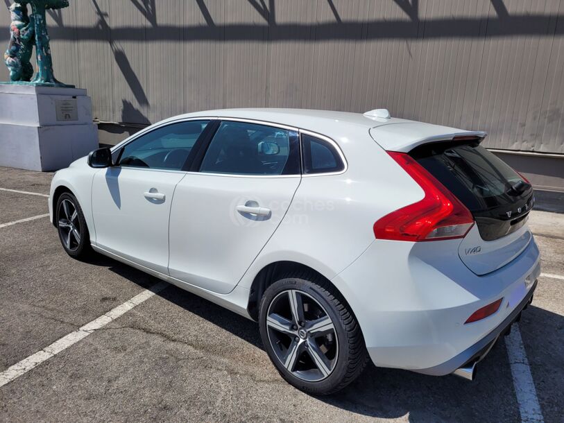 Foto del VOLVO V40 D3 R-Design Momentum Aut. 150