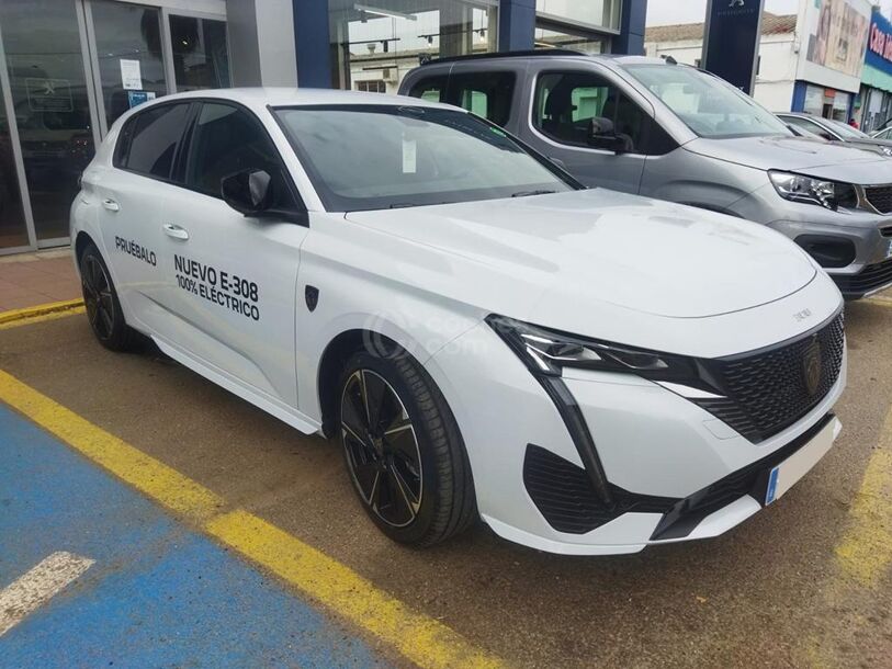 Foto del PEUGEOT 308 Allure Eléctrico 156 115Kw