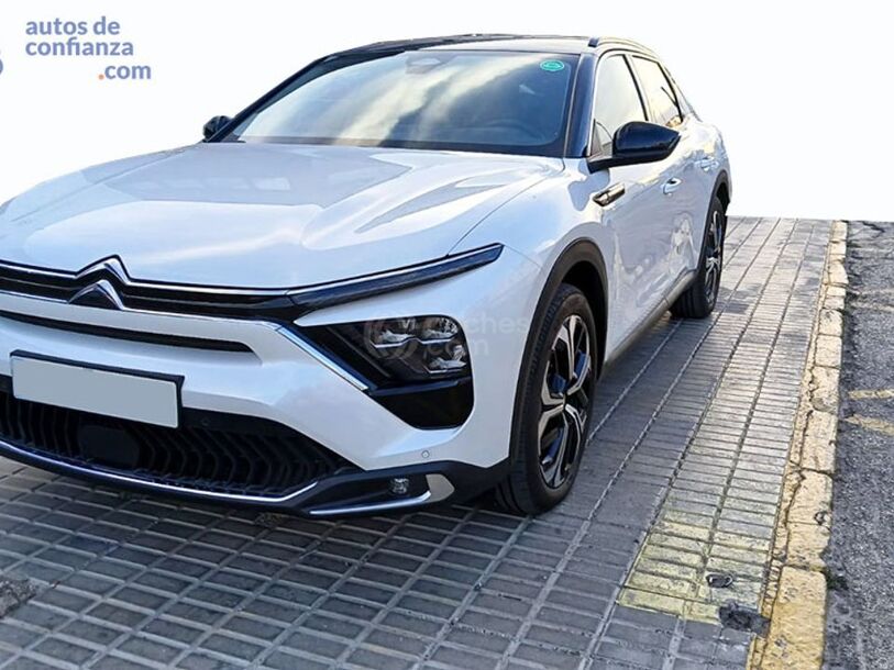 Foto del CITROEN C5 X Hybrid Shine EAT8 225