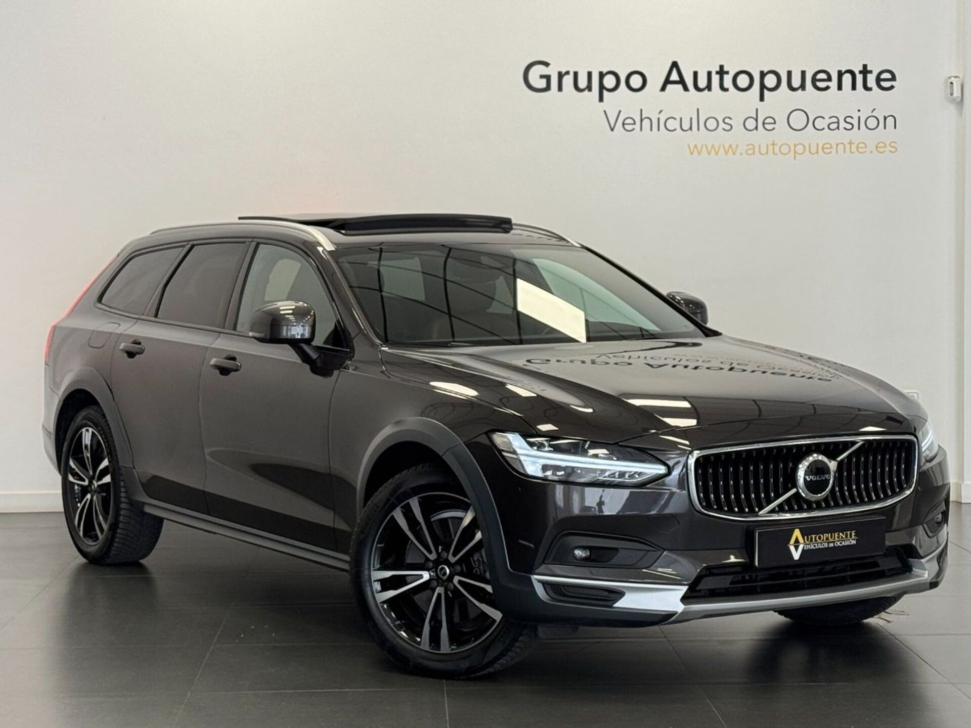 Imagen de VOLVO V90