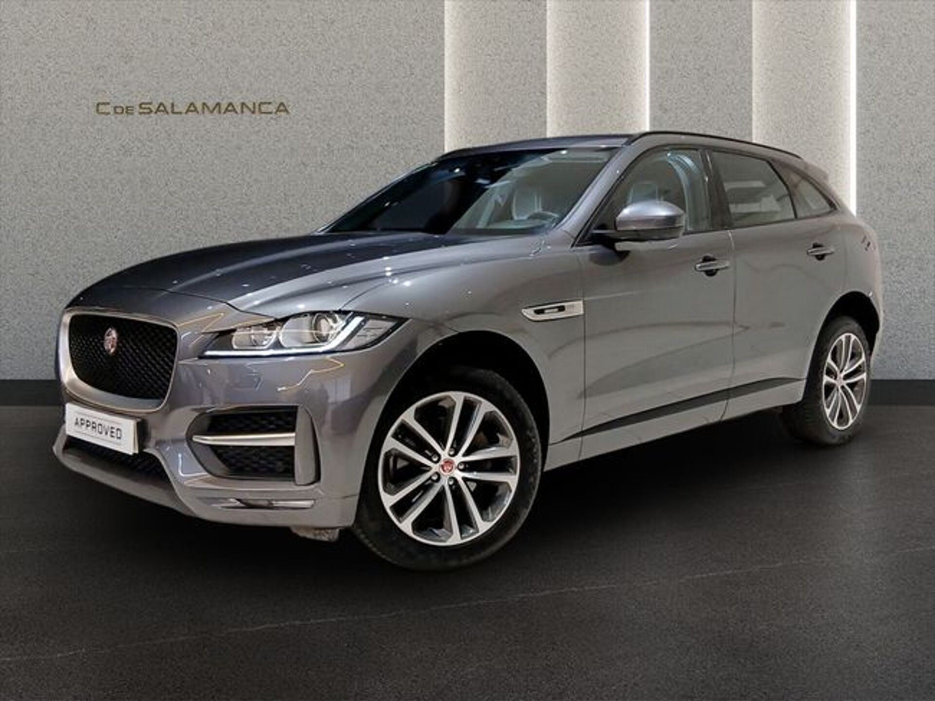 Imagen 1 de JAGUAR F-Pace
