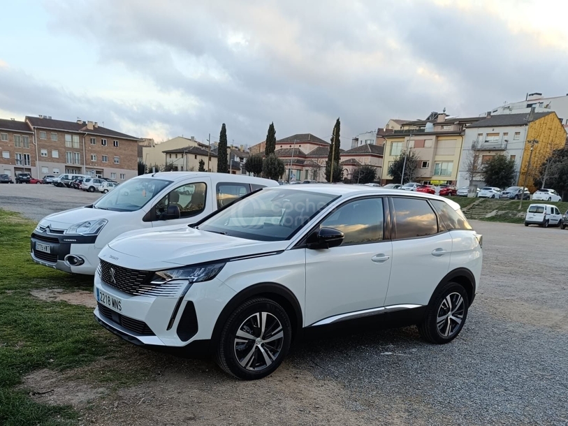 Foto del PEUGEOT 3008 Hybrid 136 Allure eDCS6