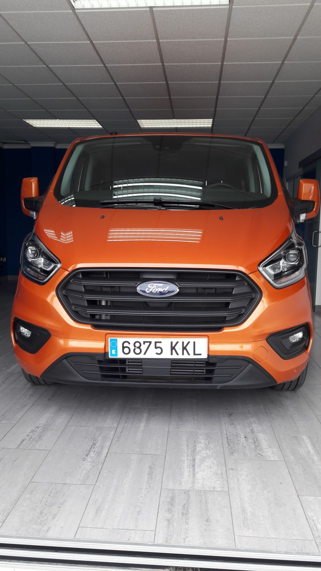 Foto del FORD Transit Custom FT 340 L2 Kombi Trend EcoBlue 130