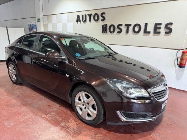 OPEL Insignia (ST 1.4T ecoF. GLP Selective) en Madrid