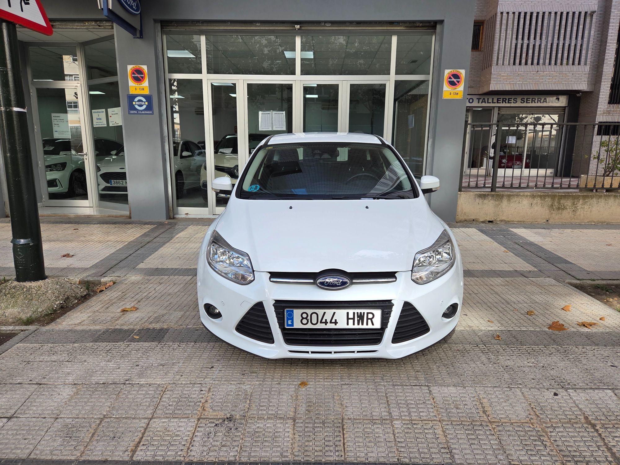 FORD Focus (1.0 Ecoboost Auto-S&S Trend+ 125) en Zaragoza