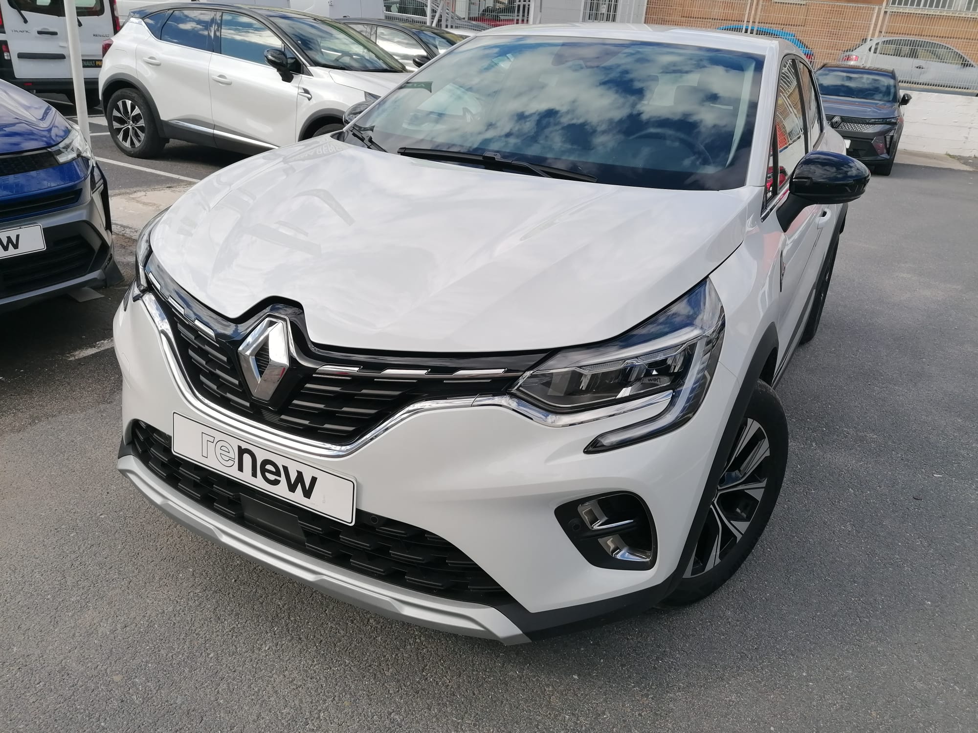 RENAULT Captur (TCe Techno 67kW) en Madrid