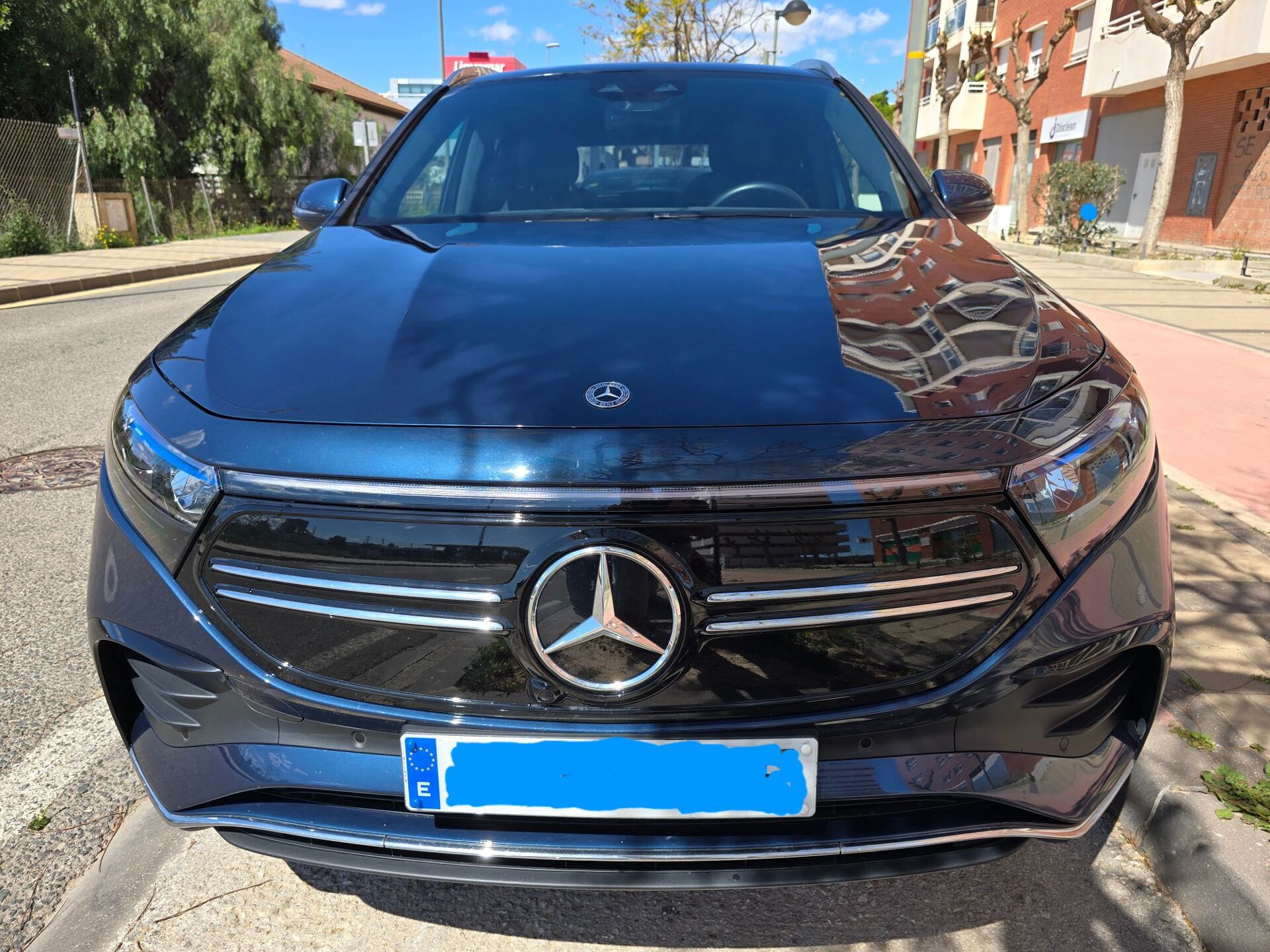 Imagen 1 de MERCEDES EQA