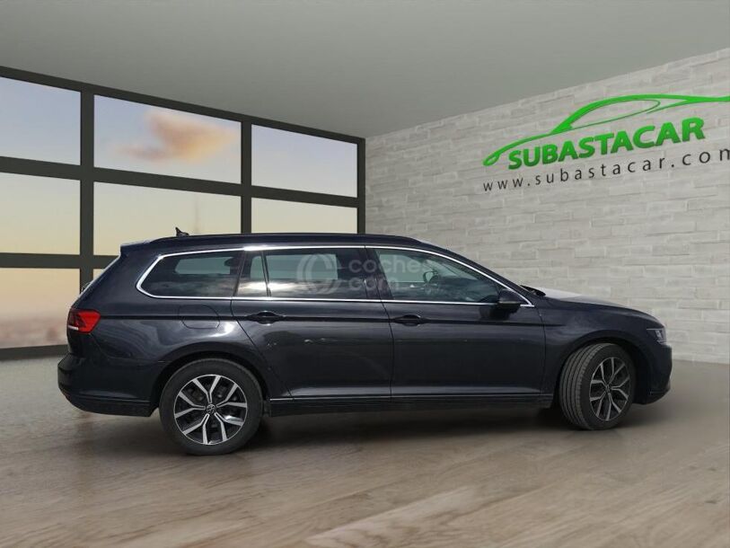 Foto del VOLKSWAGEN Passat Variant 2.0TDI EVO Executive 110kW