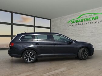 Imagen de VOLKSWAGEN Passat Variant 2.0TDI EVO Executive 110kW