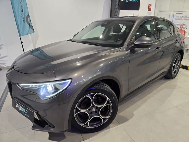 ALFA ROMEO Stelvio (2.2 Diesel 140 kW (190 CV) Sprint Q4) en Badajoz