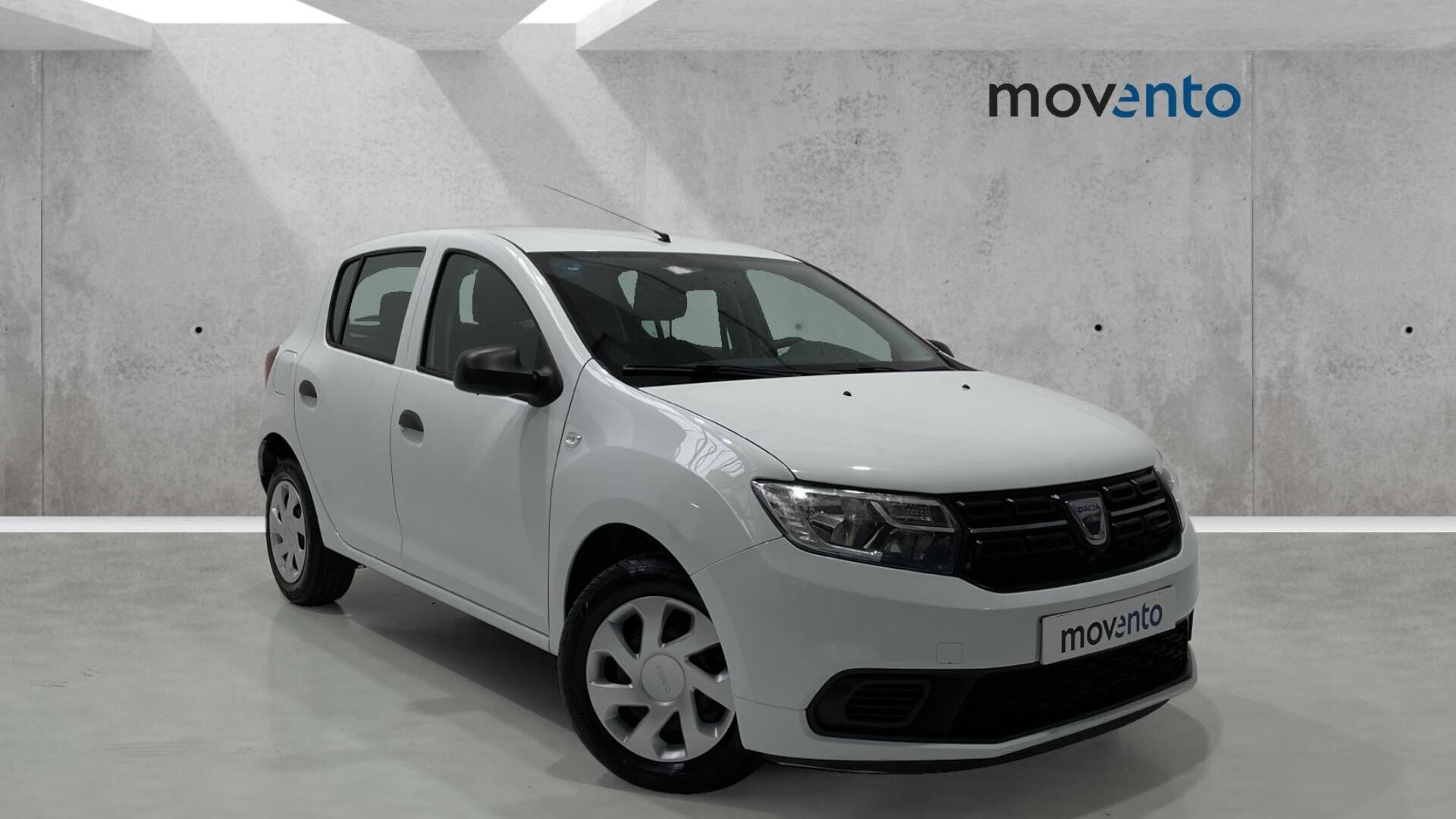 DACIA Sandero (Essential TCE 66 kW (90 CV) GLP) en Barcelona
