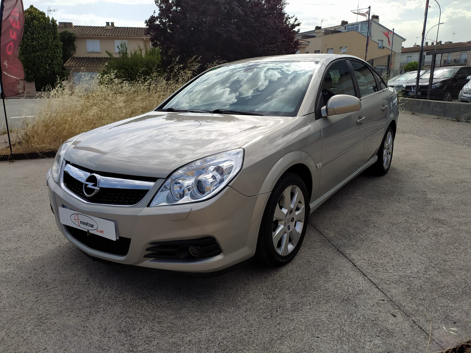 OPEL Vectra (2.0DTI 120CV 5P) en Girona
