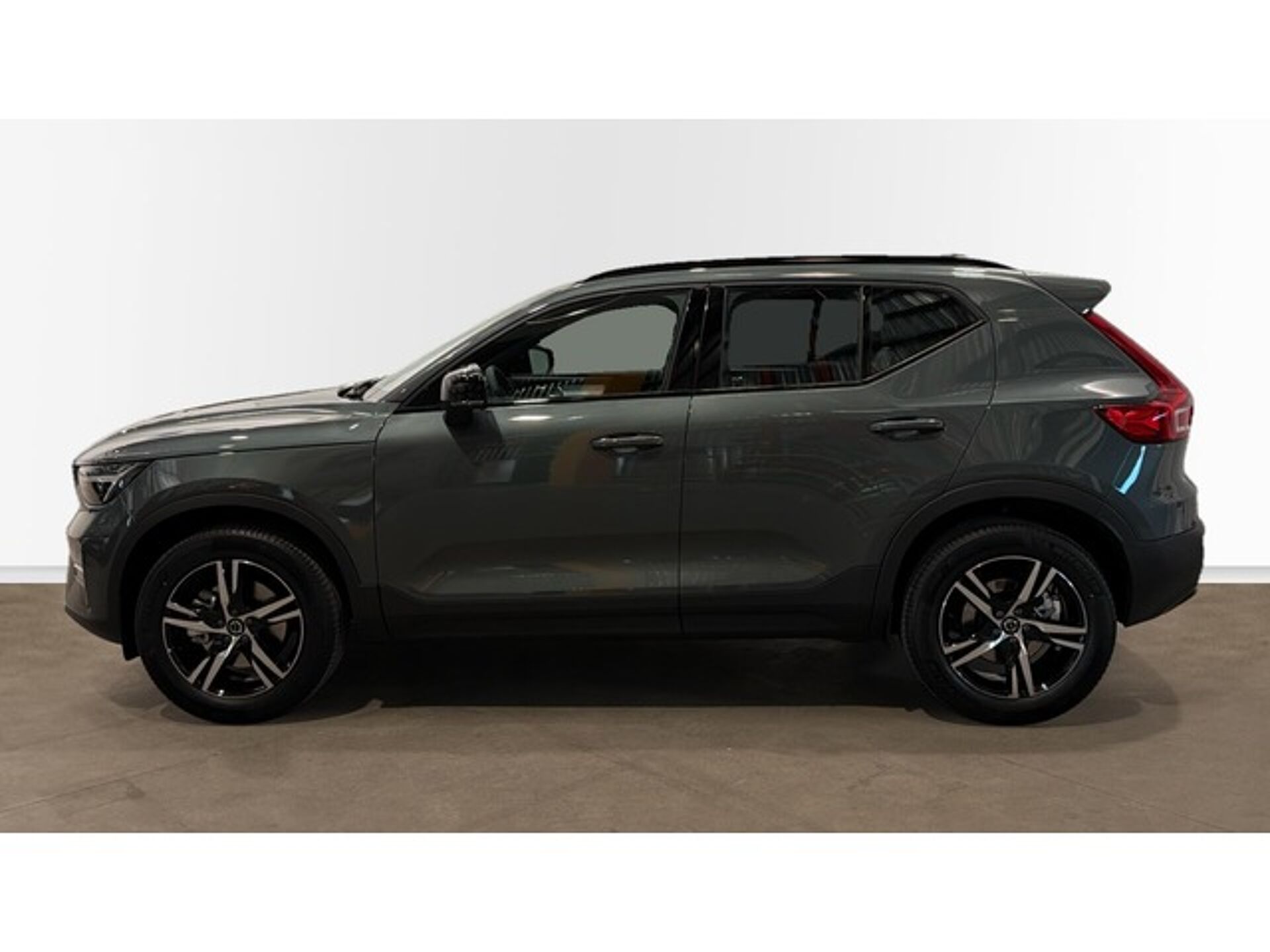 Imagen 3 de VOLVO XC40