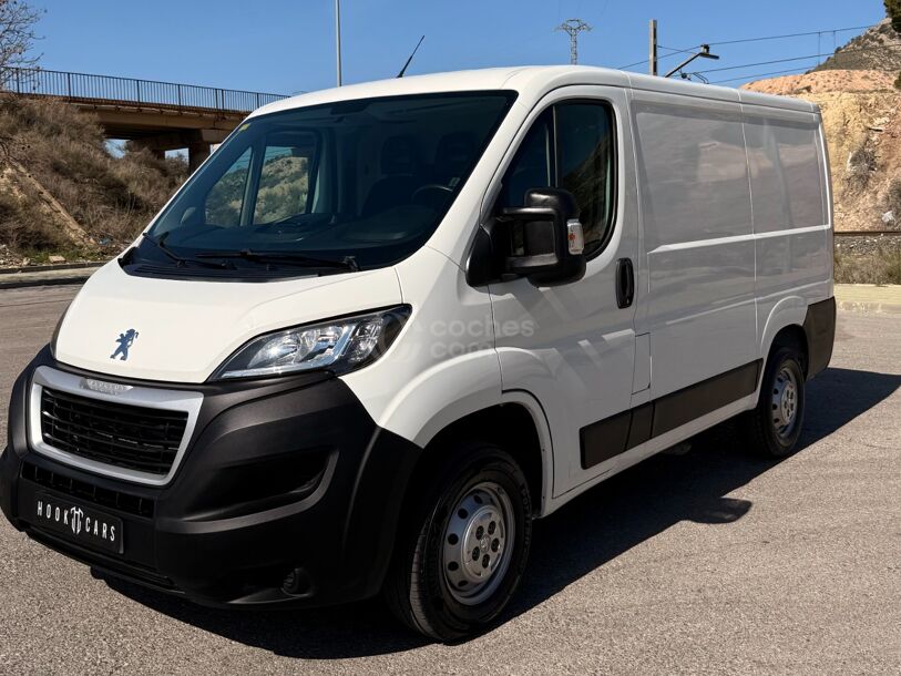 Foto del PEUGEOT Boxer Furgón 2.2BlueHDI 330 L1H1 S&S 120