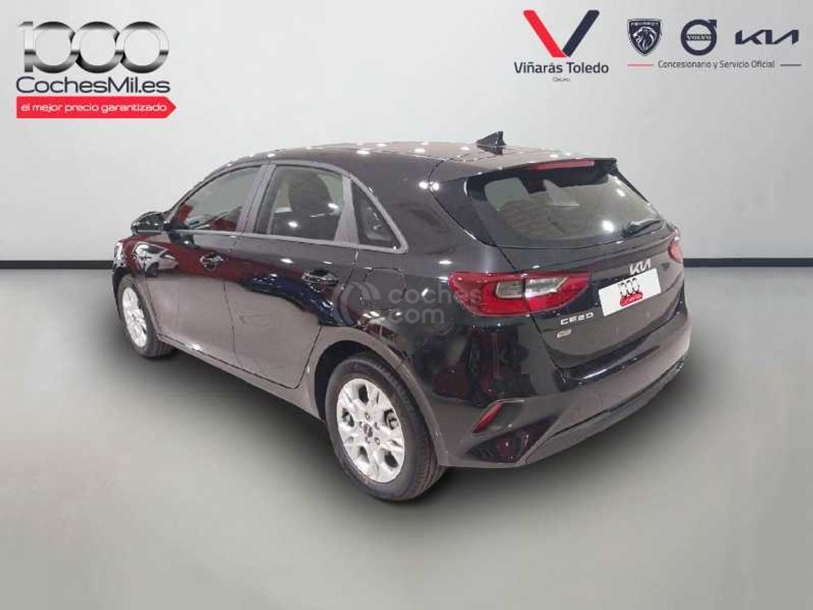 Foto del KIA Ceed 1.5 MHEV Drive DCT 140