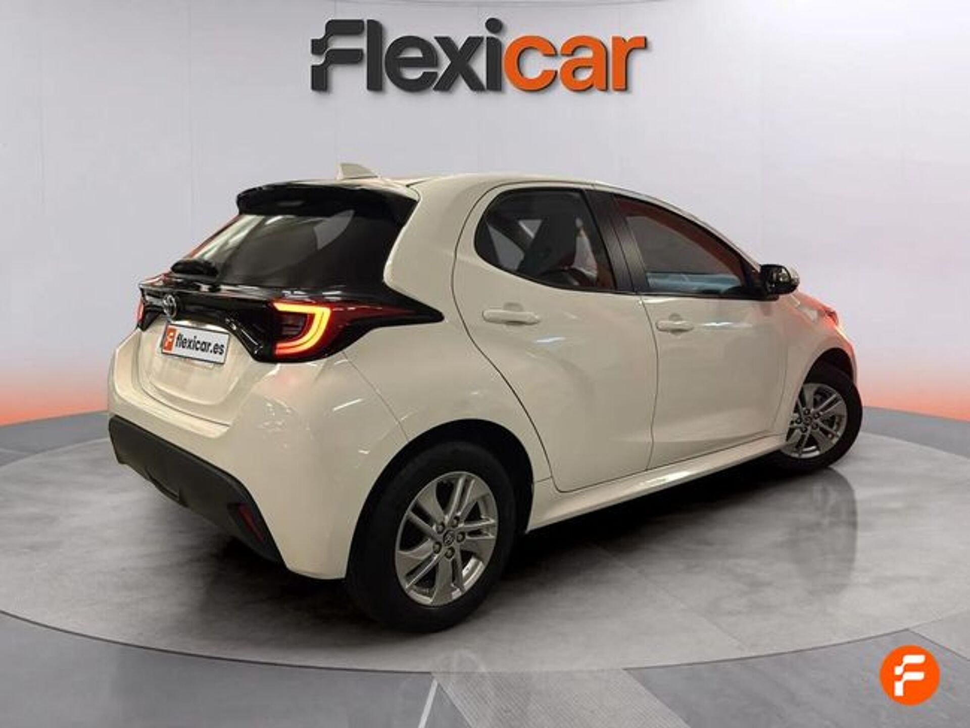 Imagen 3 de TOYOTA Yaris