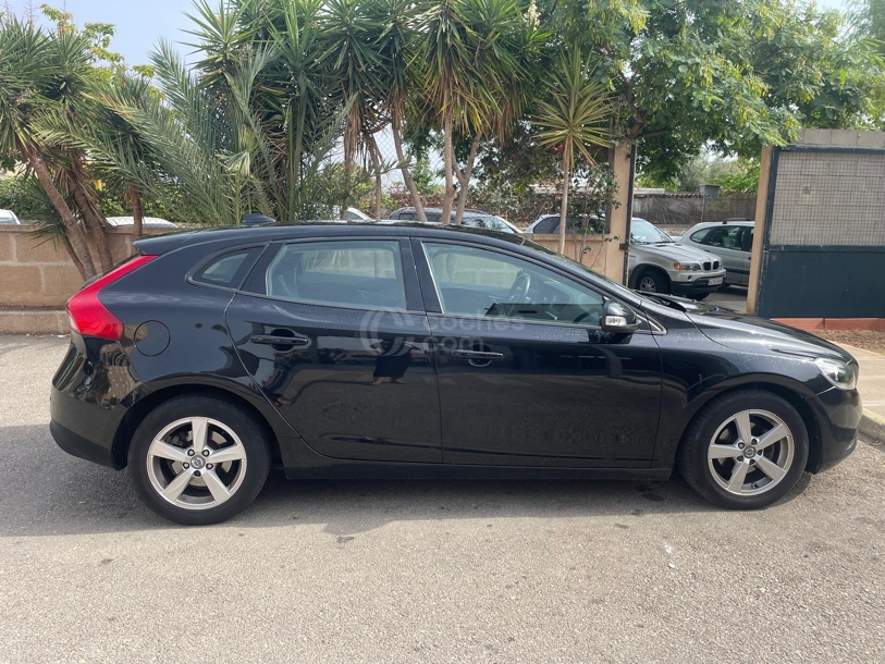Foto del VOLVO V40 D2 R-Design Kinetic 115