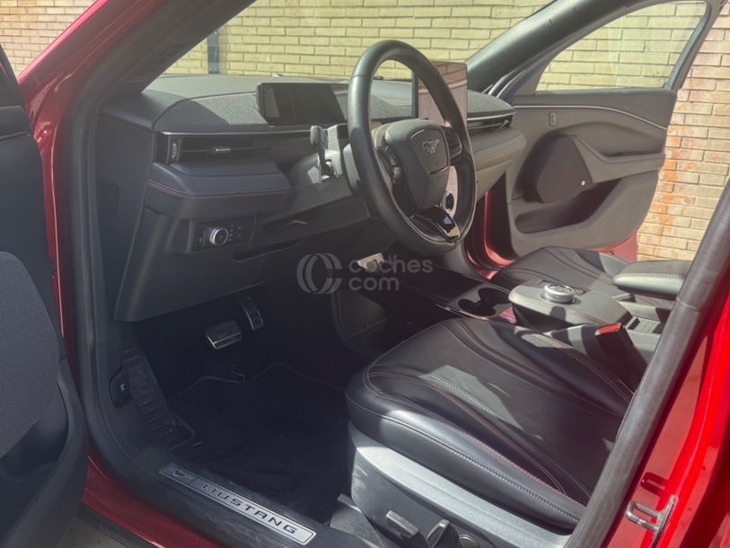 Foto del FORD Mustang Mach-E AWD Rango extendido