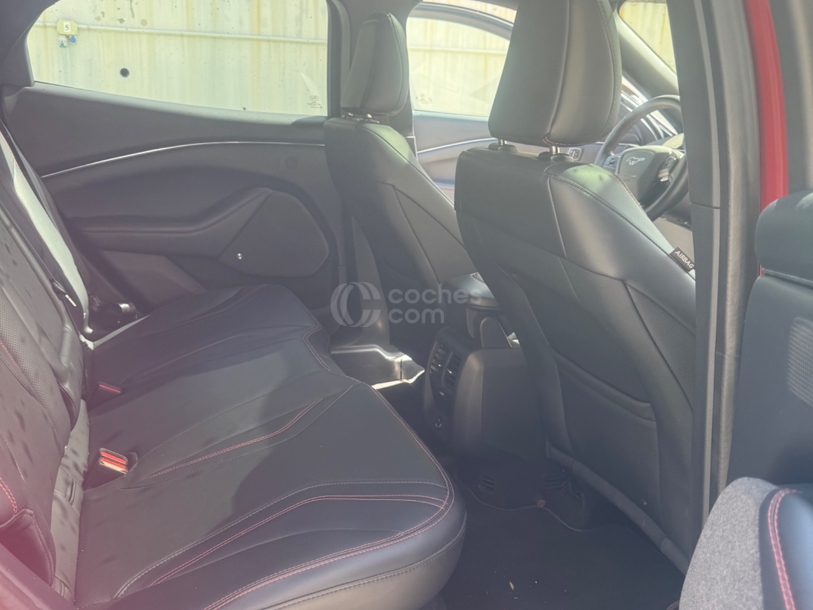 Foto del FORD Mustang Mach-E AWD Rango extendido